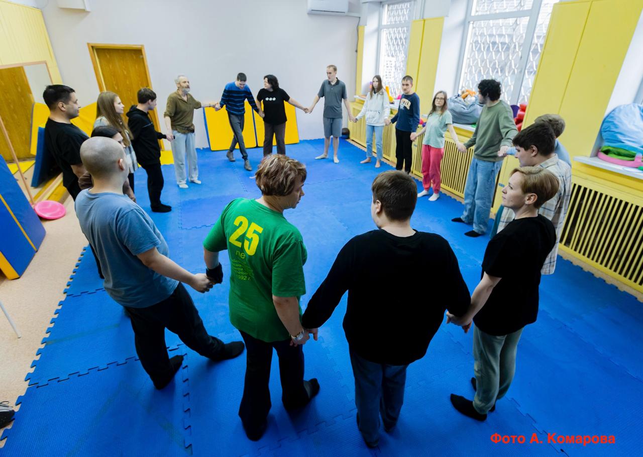 КРАСИВЫЙ, СОВРЕМЕННЫЙ, ДОБРЫЙ