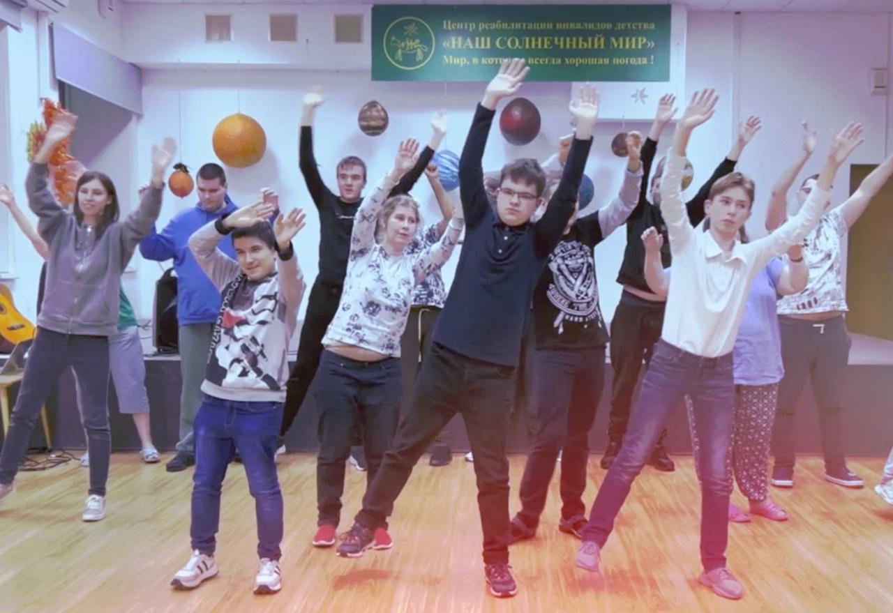 ВСПОМИНАЯ ПРЕДНОВОГОДНИЕ ДНИ 