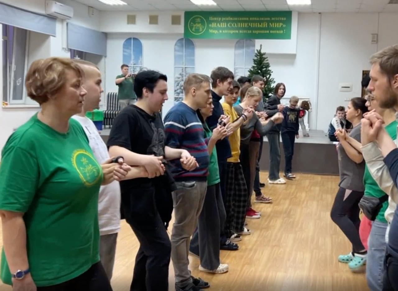 ПЕРВАЯ ДИСКОТЕКА И ПЕРВЫЙ ВЫПУСК РЕПОРТАЖА В НОВОМ ГОДУ