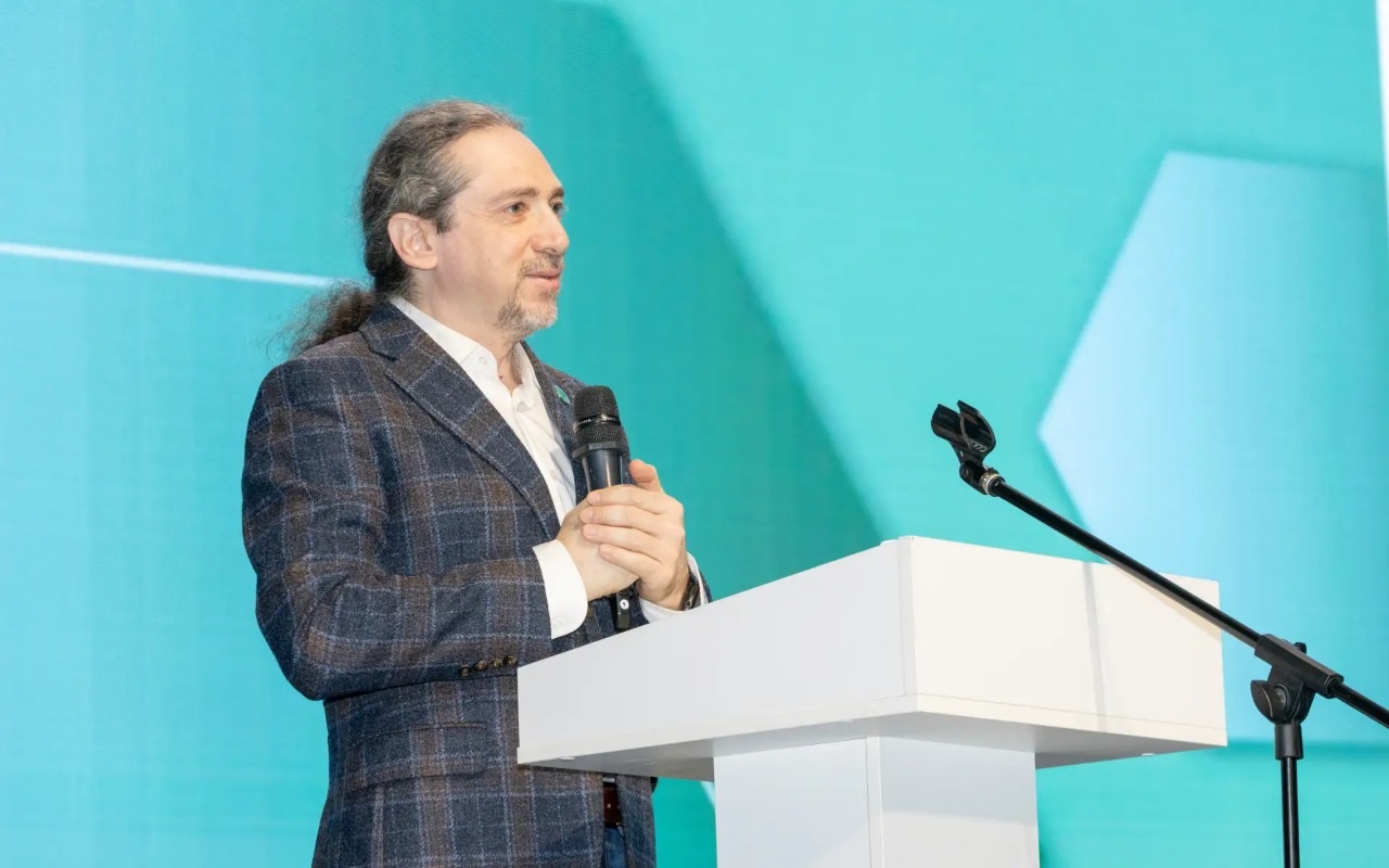 СЪЕЗД СЕМЕЙ