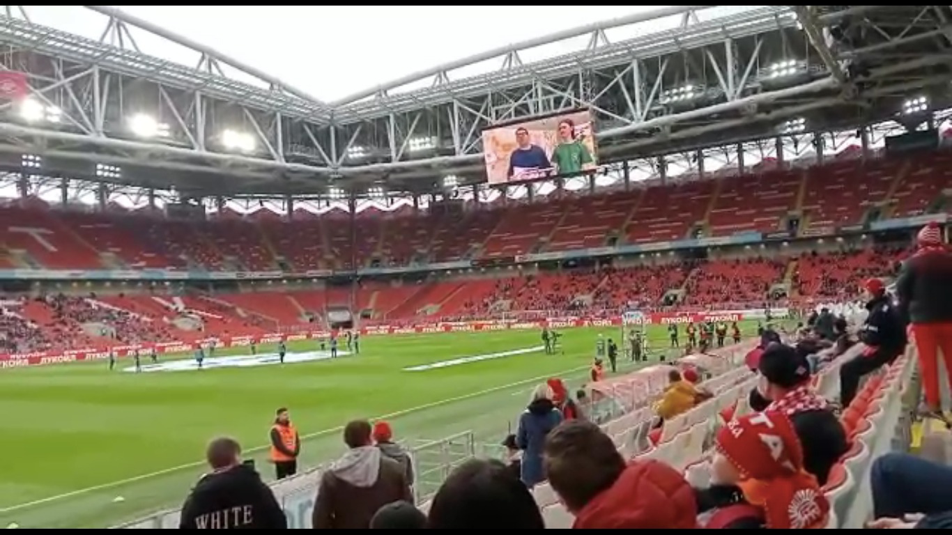 В КРАСНО-БЕЛЫХ СЕРДЦАХ ВСЕГДА