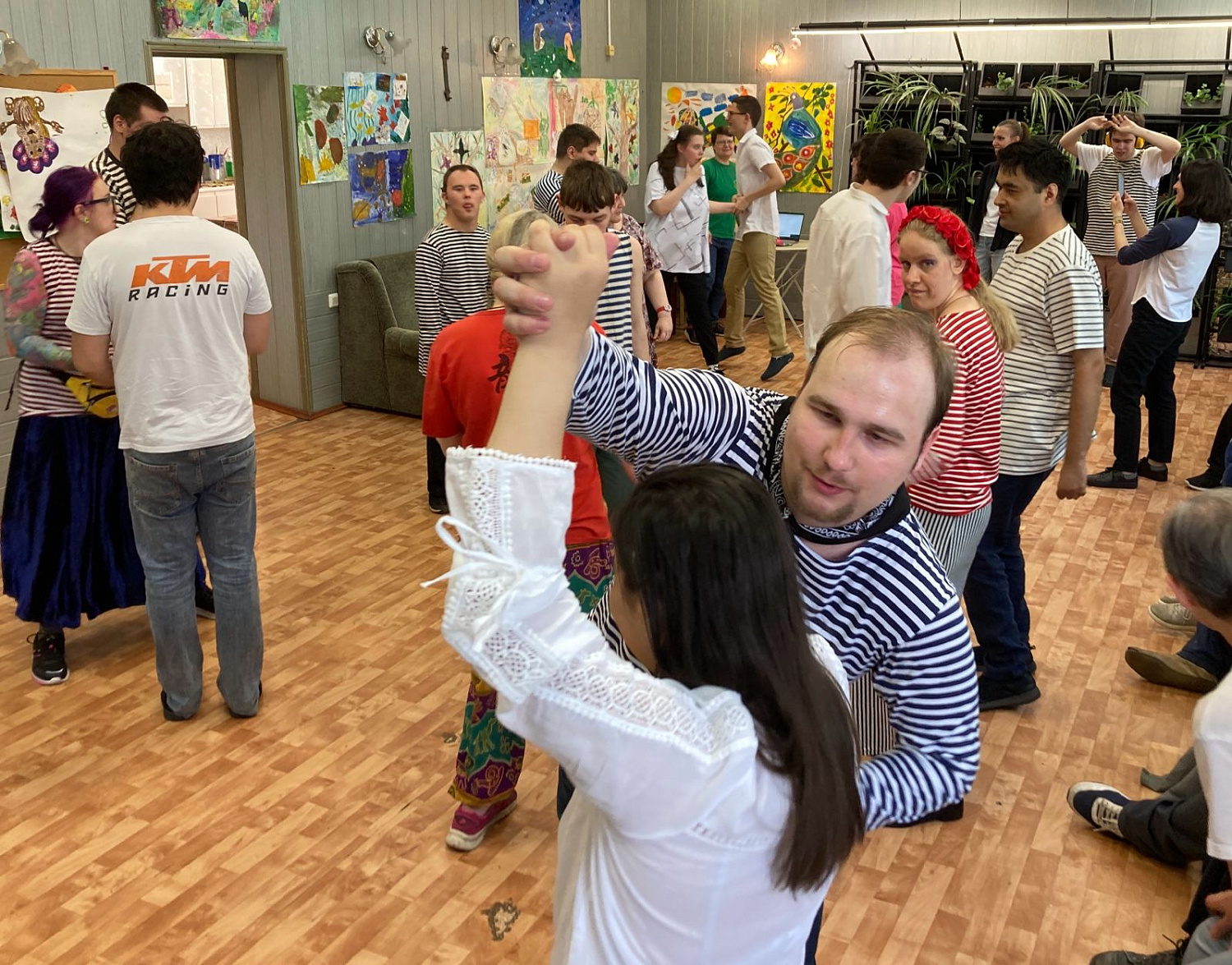 АЛЫЕ ПАРУСА – СИМВОЛ МЕЧТЫ И НАДЕЖДЫ