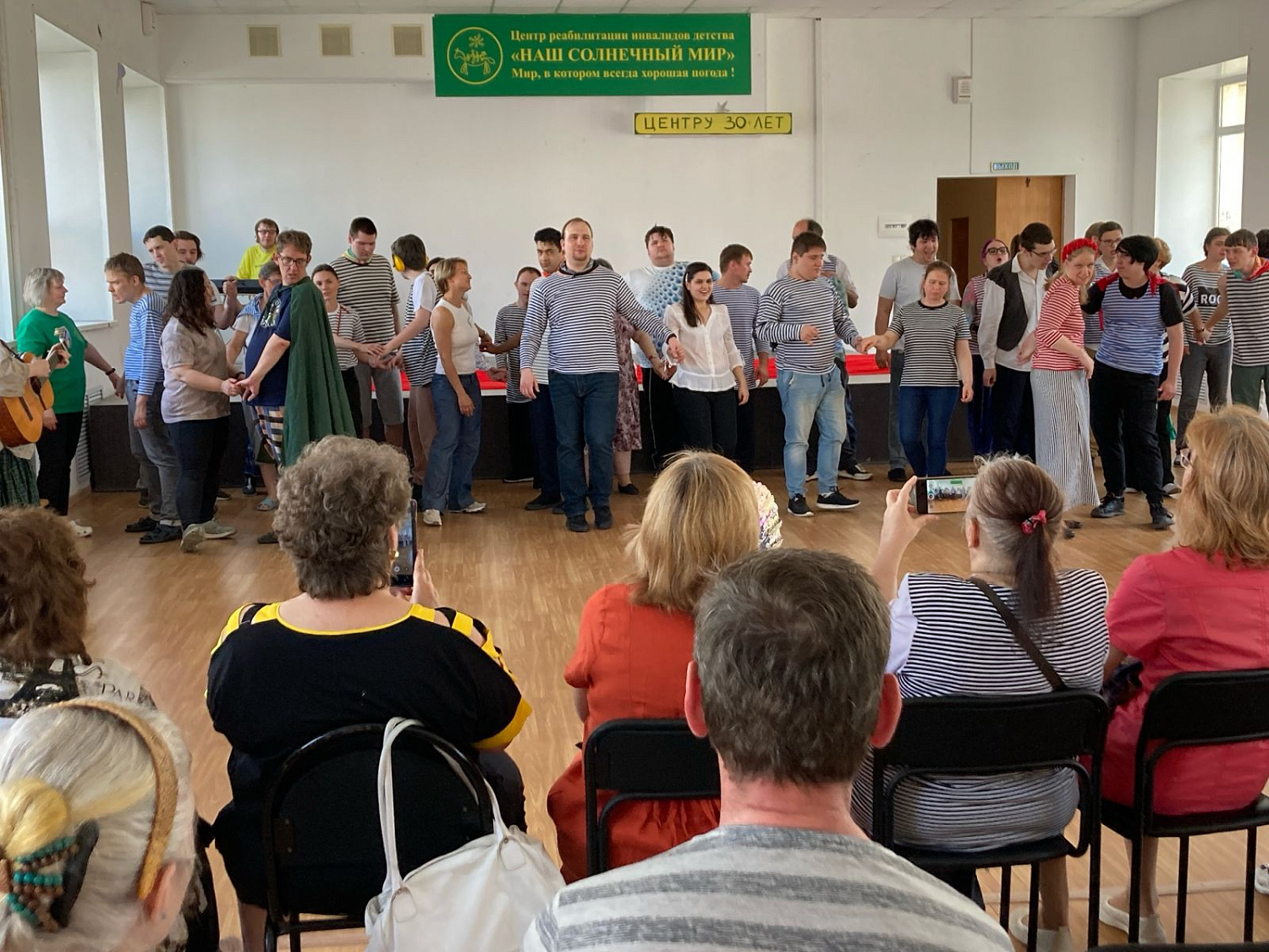 АЛЫЕ ПАРУСА – СИМВОЛ МЕЧТЫ И НАДЕЖДЫ